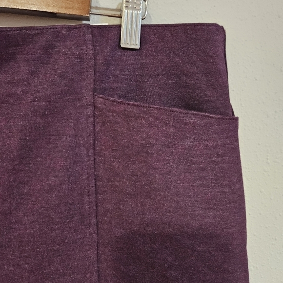 Weekends by Chicos purple pants 2 short - Picture 4 of 12
